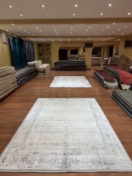 Damask Desen Açık Renk Halı