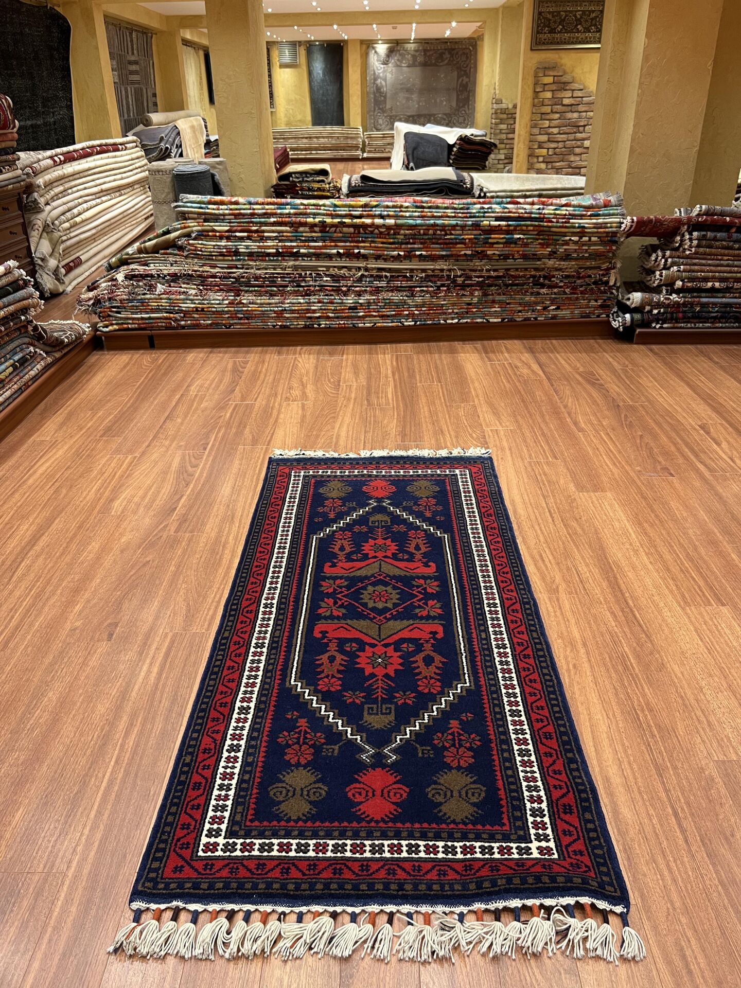 El Dokuması Yağcıbedir Halısı