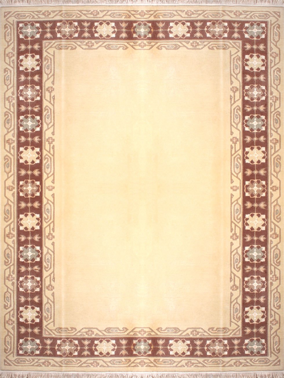 Living Room Carpet with Plain Silk in the Middle