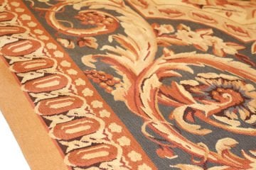 El Dokuması Aubusson Kilim