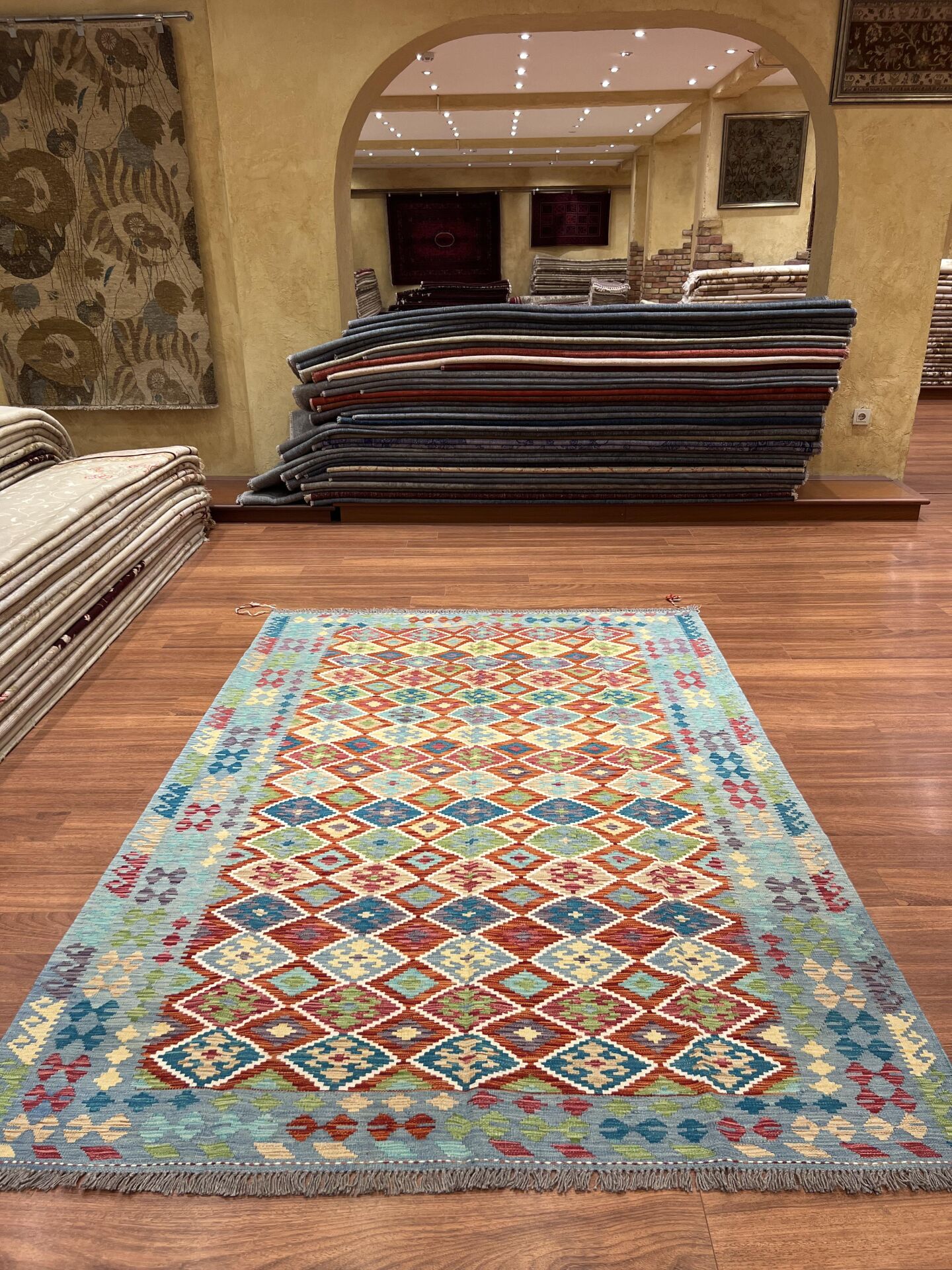 Etnik Desenli Rengarenk Kilim