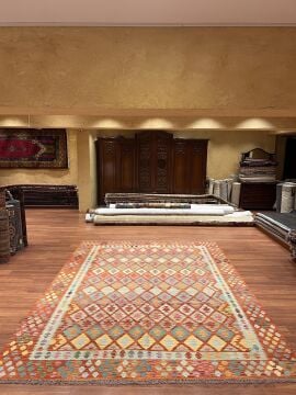 Büyük Boy Dokuma Kilim