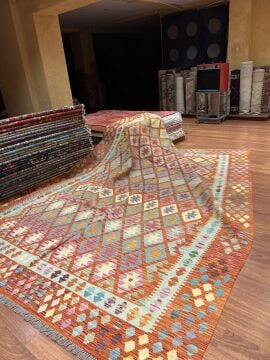 Büyük Boy Dokuma Kilim