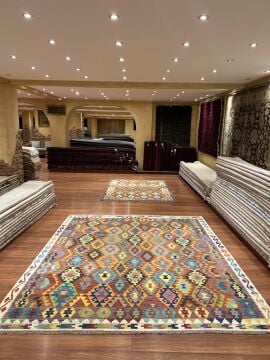 Etnek Desenli Büyük Boy Kilim