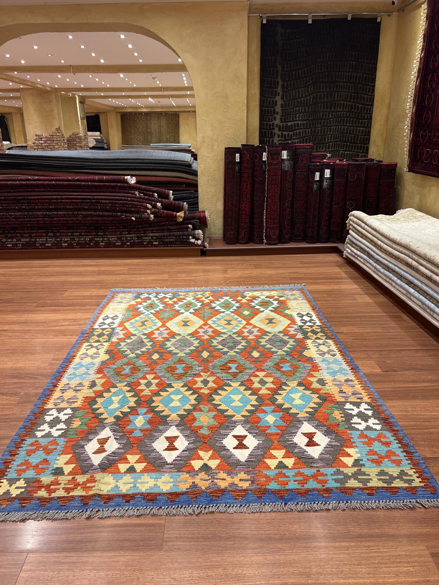 Şık El Dokuması Kilim