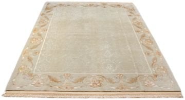 Green Sprinkle Avant-garde Silk Handmade Carpet