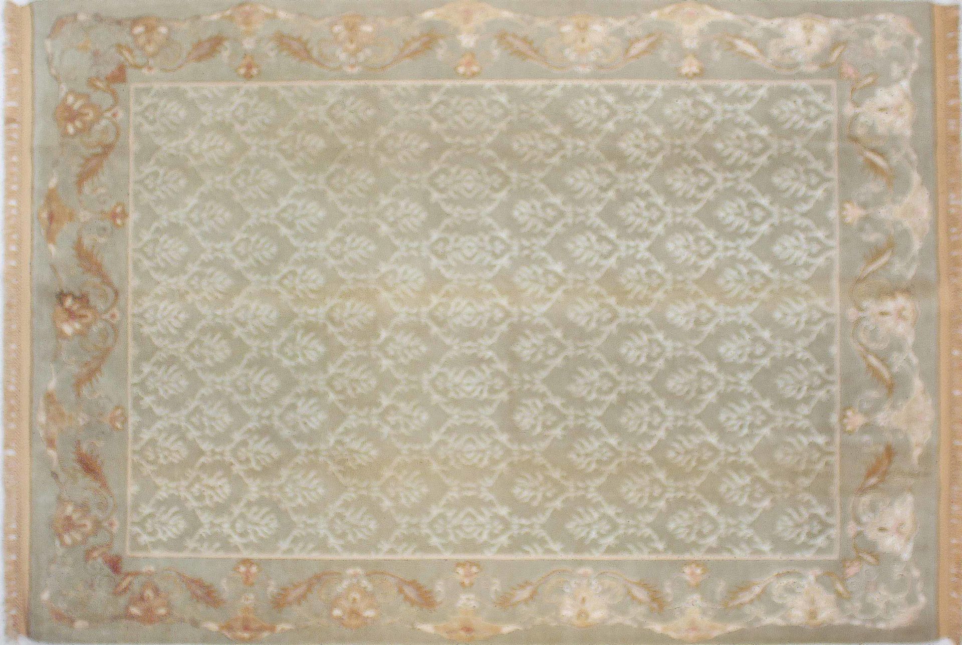 Green Sprinkle Avant-garde Silk Handmade Carpet