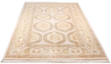 Large Patterned Silk Hand-Knitted Carpet
