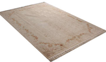 Slim Silk Floral Patterned Carpet Usak