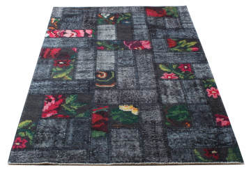Karabağ Kiliminden Patchwork Yapılmış Desenli Kilim 0.80 x 3.00