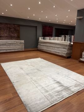 Modern Desenli Mavi Halı