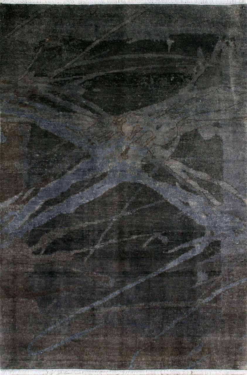 Soyut Desenli Gri Halı