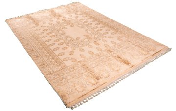 Soft Renkli İpekli El Halısı