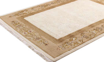 Kenar Bordürü Kahverengi Dömiklasik Halı