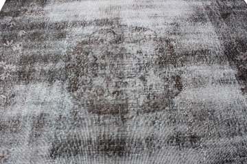 Madalyon Desenli Eskitme Halı