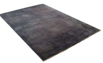 Siyah Düz Desensiz El Halısı