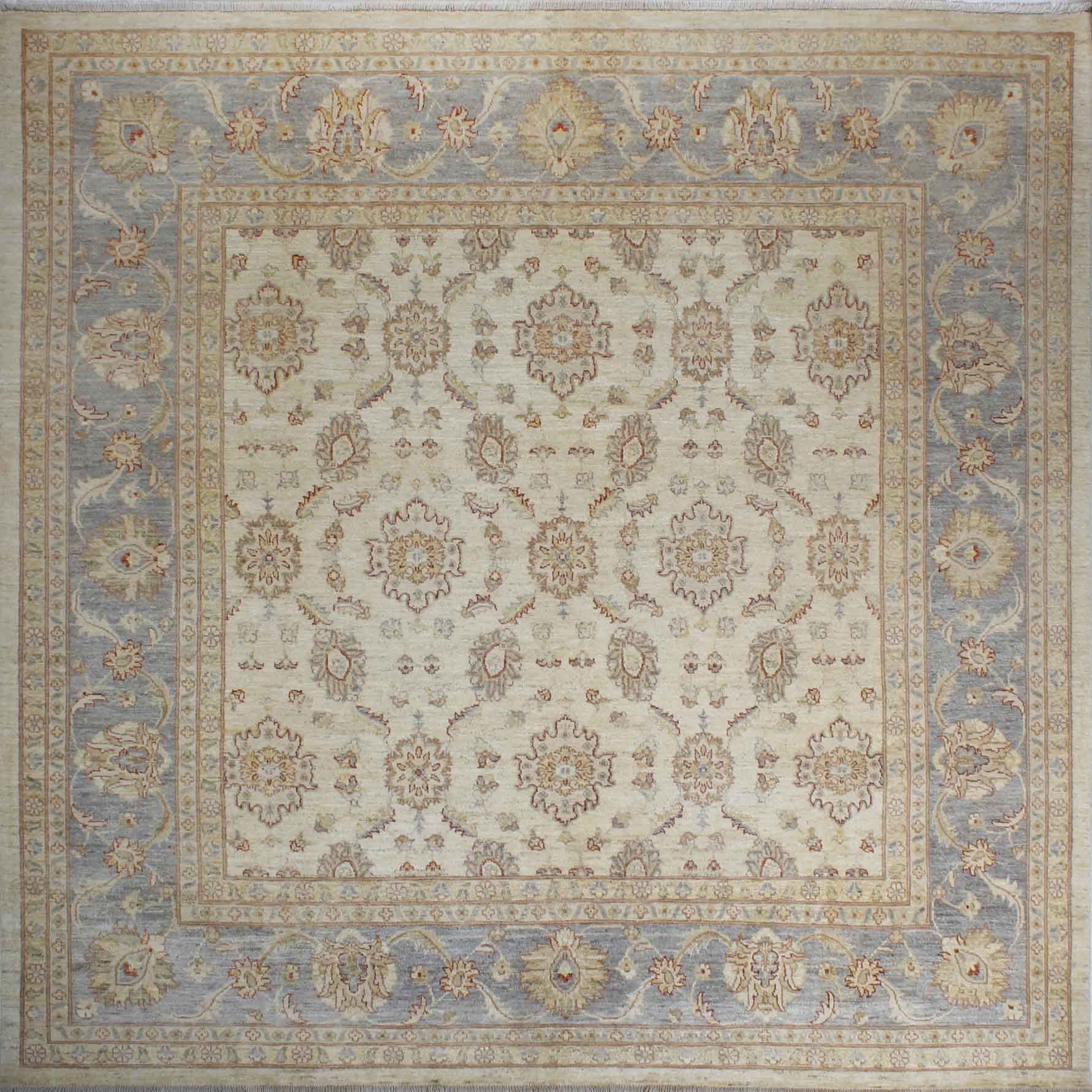 Kare Uşak Desenli El Halısı