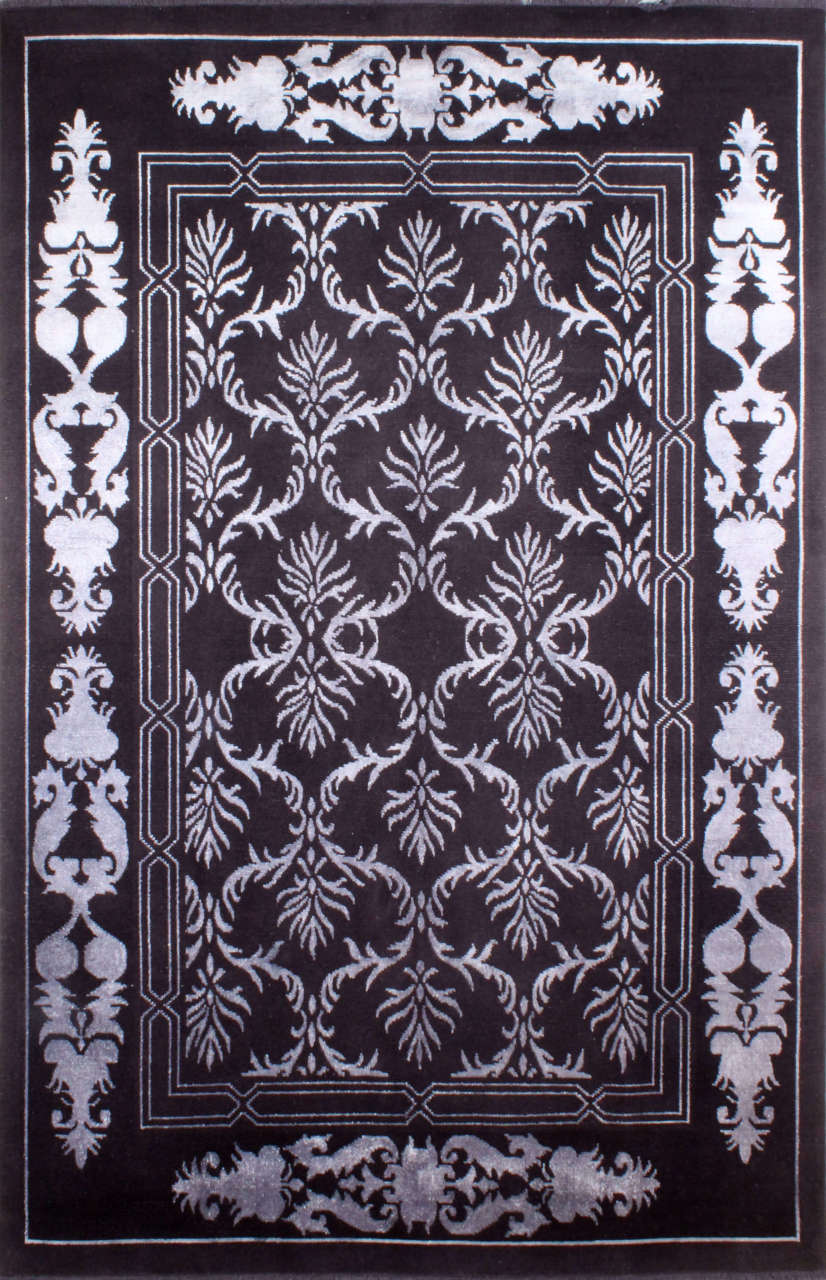 İpek Desenli Koyu Renk El Halısı 2.00 x 3.00