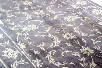 İpek Desenli Antrasit Halı