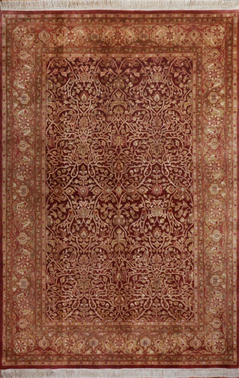 İpek Desenli Kırmızı El Halısı