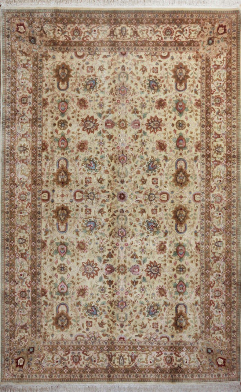 İpekli İran El Halısı