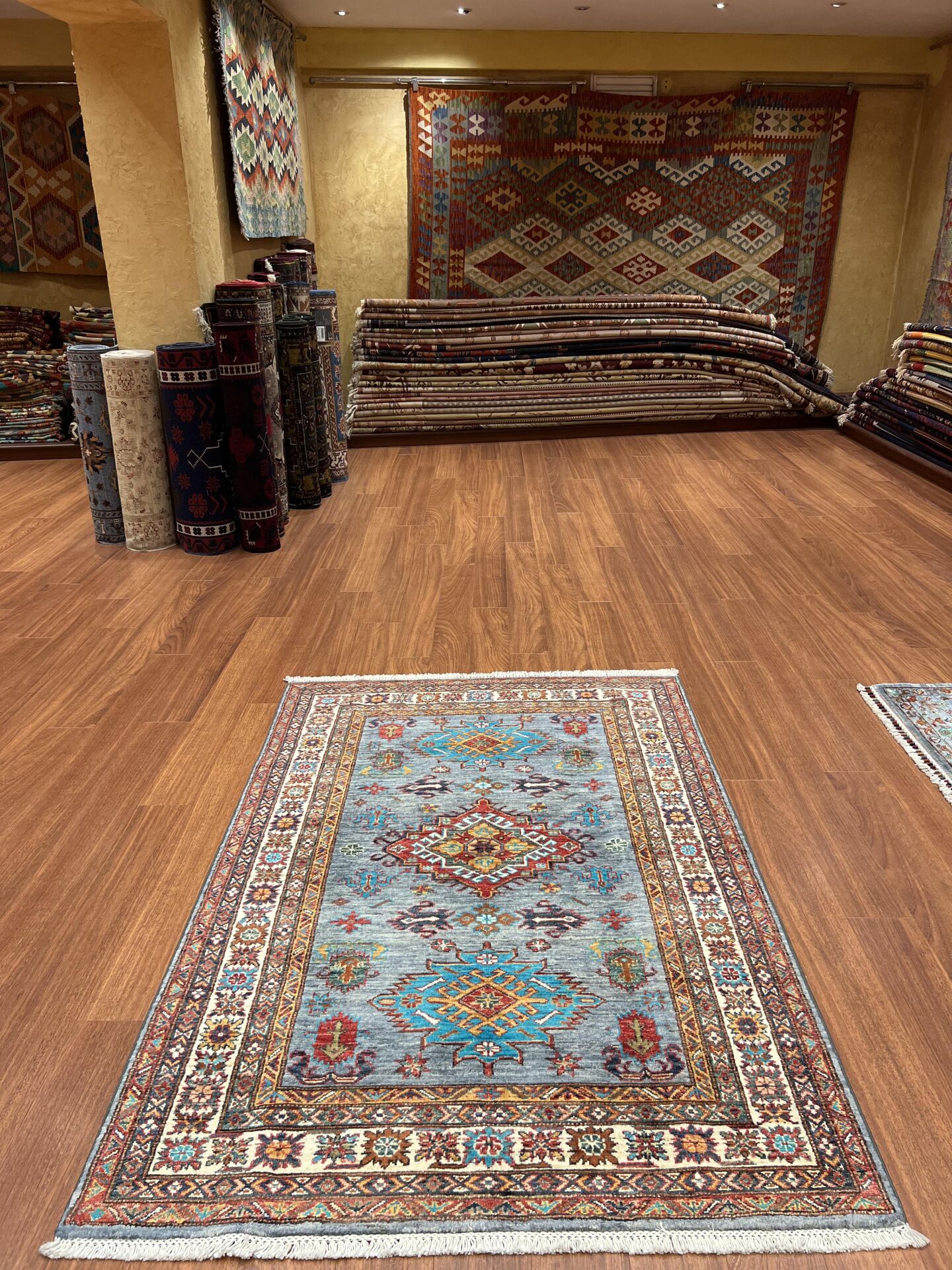 Mavi Veziri Halısı