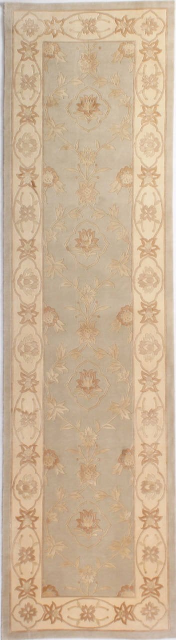 Pattern Thin Silk Carpet Corridor