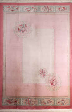 Kabartmalı Pembe Çin Halısı