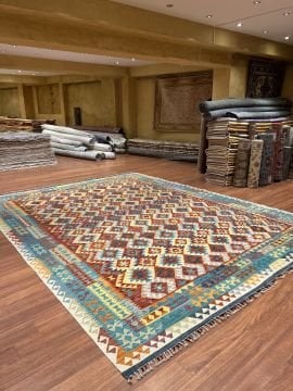 Büyük Boy El Dokuması Kilim