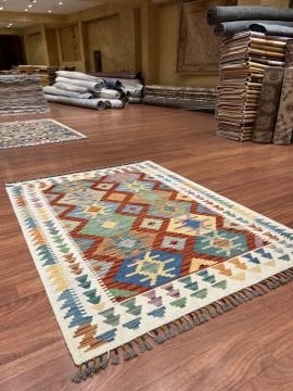 Etnik Yün Kilim