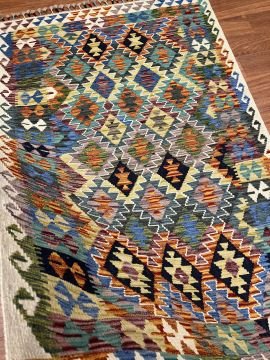 Renkli Etnik Kilim