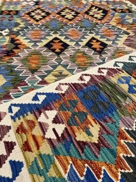 Renkli Etnik Kilim