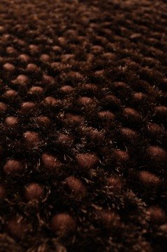 Yün Burgulu Kahverengi Shaggy Halı