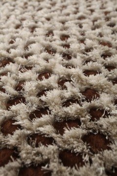 Yün Burgulu Kahve Beyaz Shaggy Halı