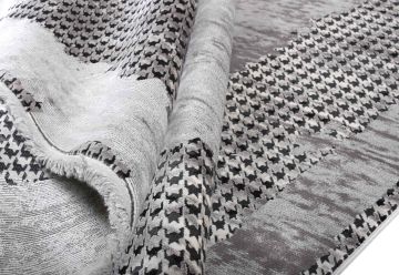 Antique Houndstooth Patterned Bamboo Carpet