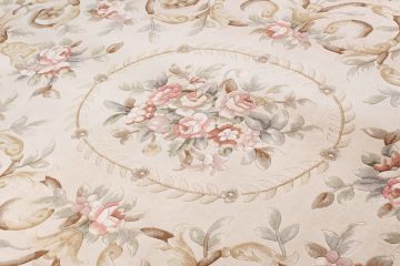 Açık Renk Çin Halısı