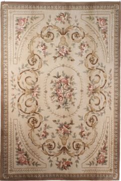 Açık Renk Çin Halısı