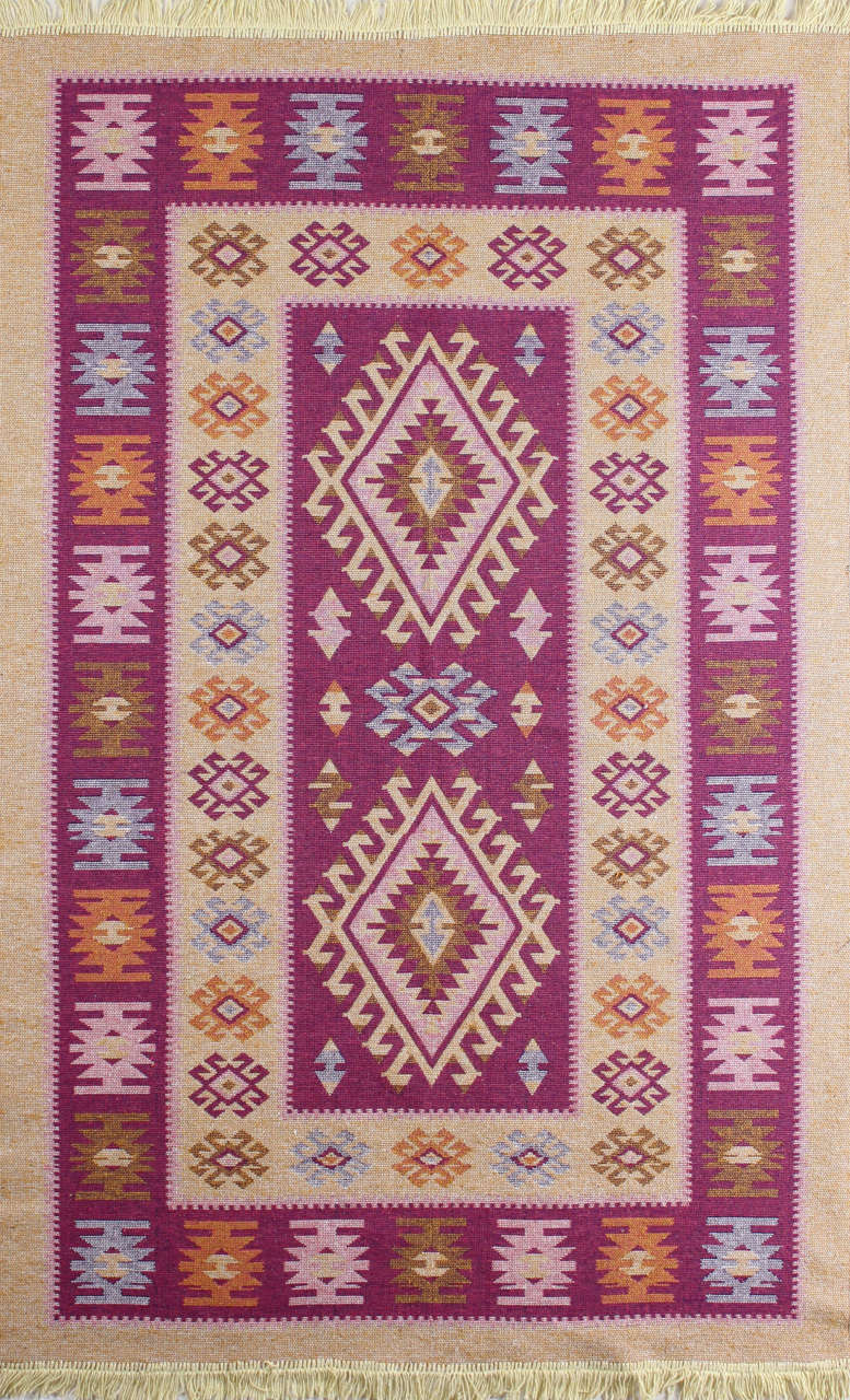 Lila Pembe Desenli Kilim