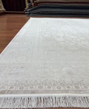 Kabartmalı Beyaz Salon Halısı