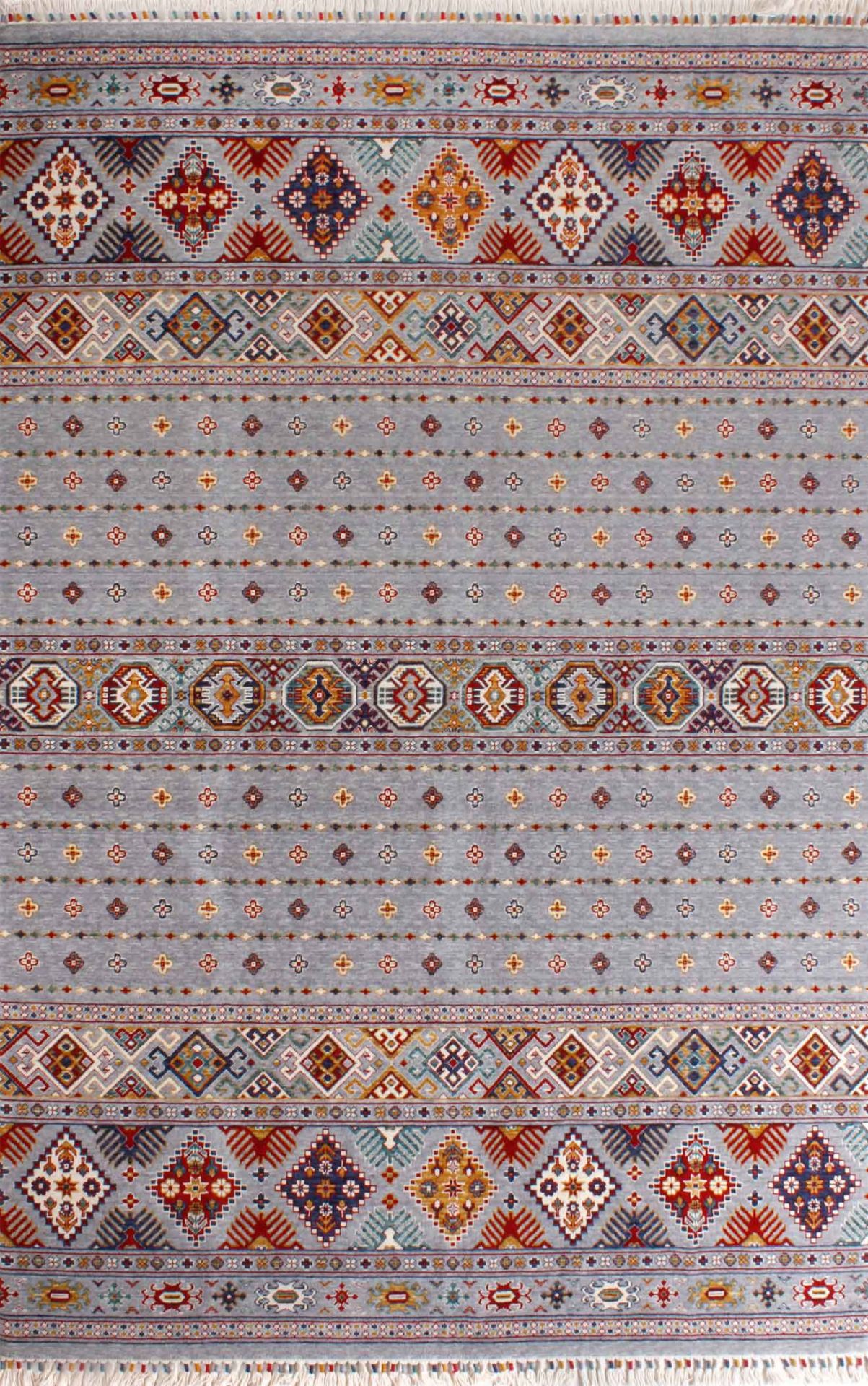 Gri Renk Kilim Desen Yün Makine Halısı