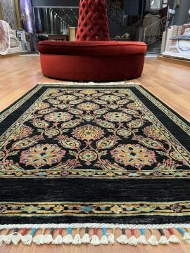 Etnik Desenli El Halısı