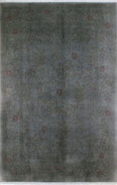 Çiçek Desenli Gri İran Halısı