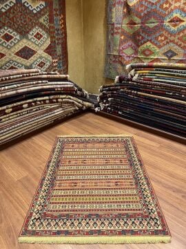 Küçük Boy Kilim