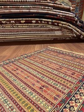 Küçük Boy Kilim