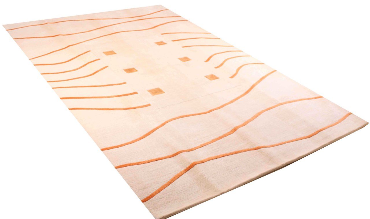 Ortasındaki Turuncu Desenler İpek Olan Nepal Halı