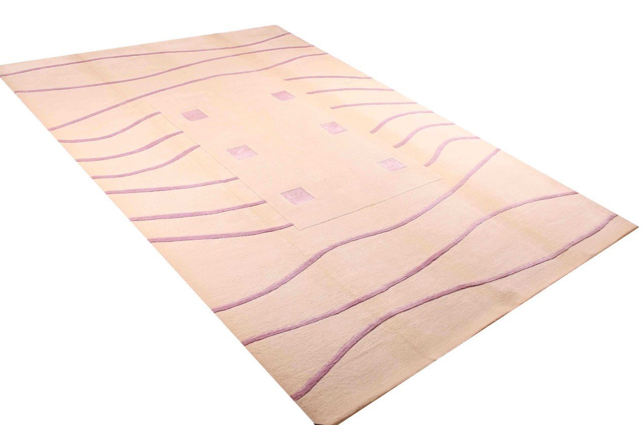 Sakin Lila Desenli Nepal Halısı