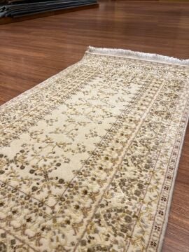 Küçük Ölçü El Halısı