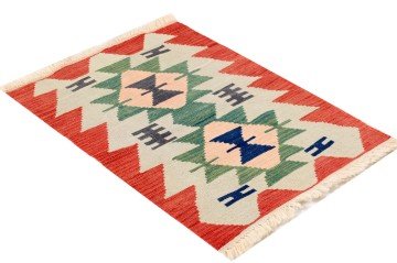 Etnik Desenli Küçük Anadolu Kilimi
