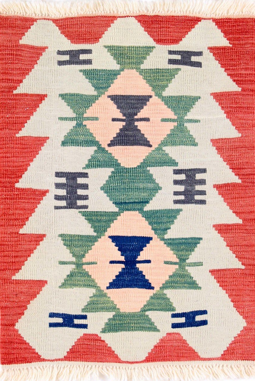 Etnik Desenli Küçük Anadolu Kilimi