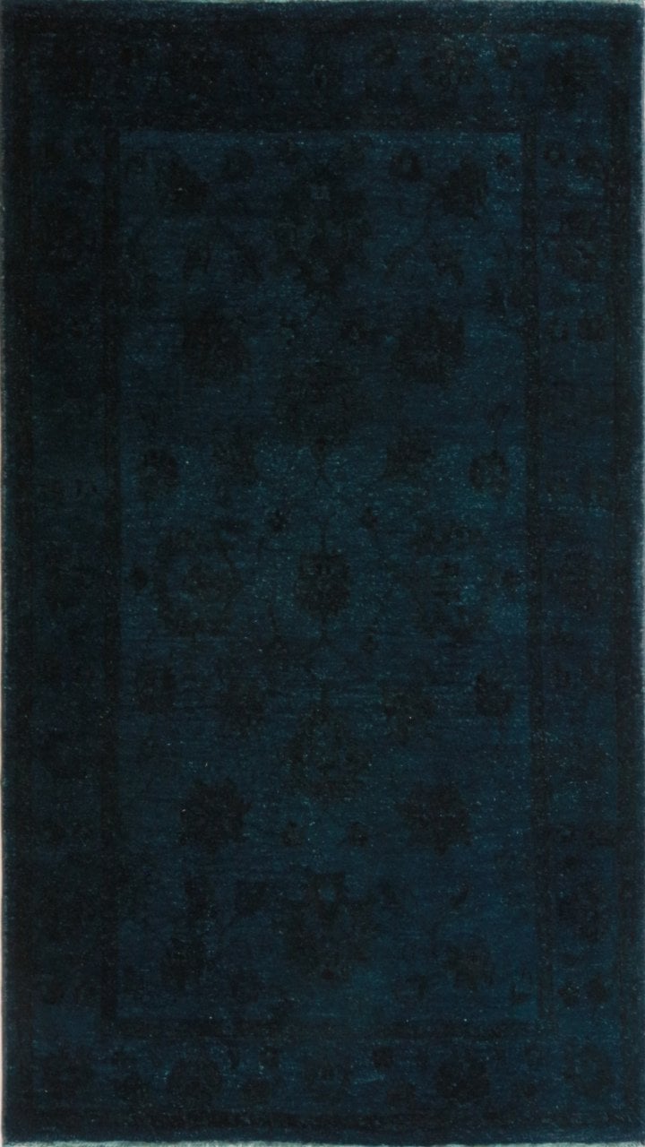 Lacivert Uşak Halısı